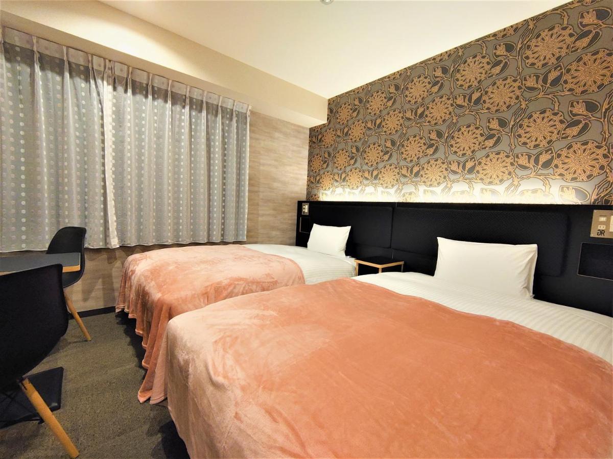 Standard Twin Room New Tower - Non-Smoking,1030571620:JPEG