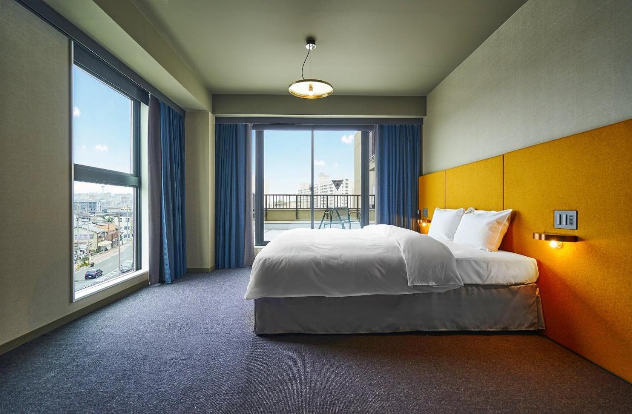 Deluxe King Room with Terrace
