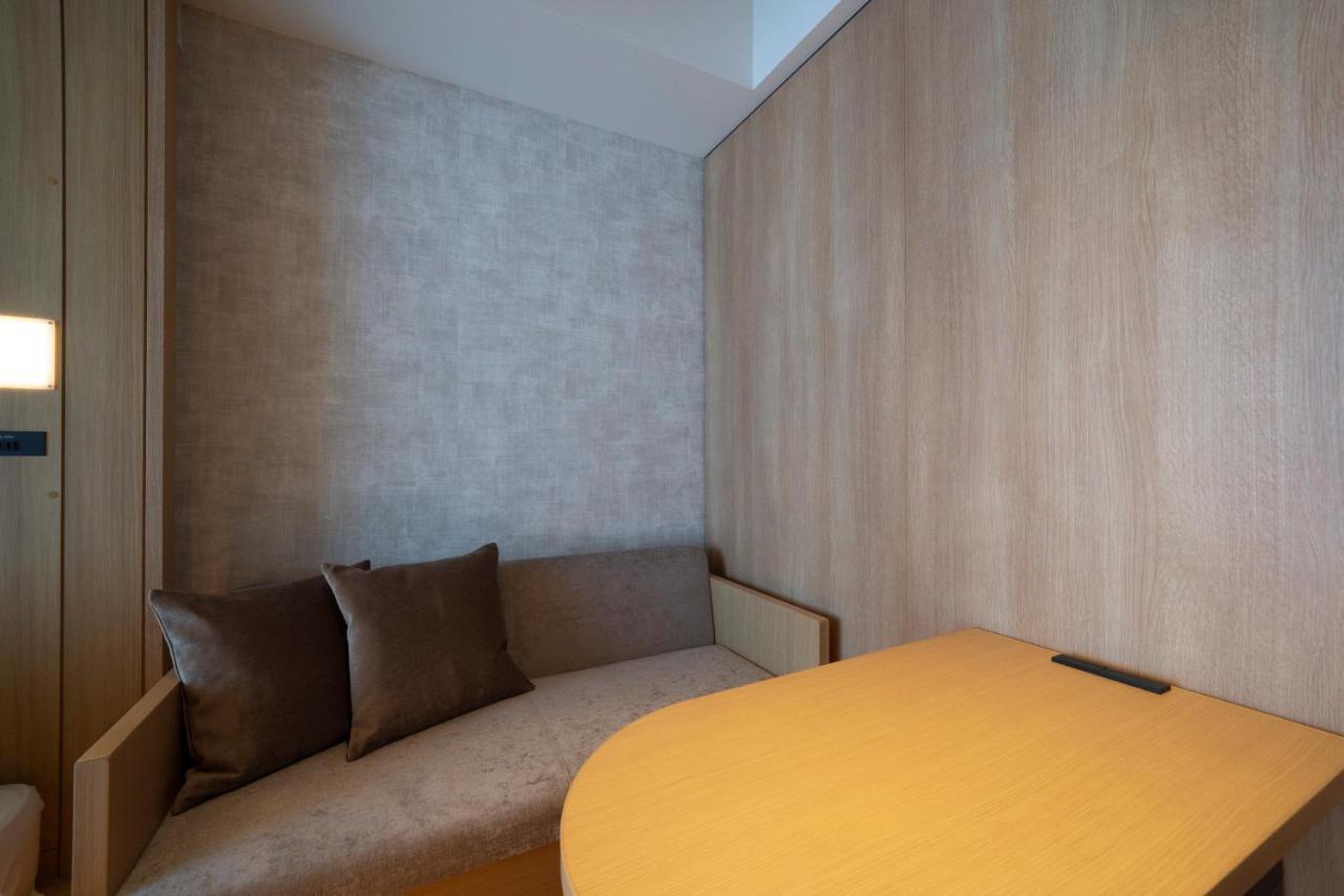 Zweibettzimmer Wood Box mit Dusche und festem Fenster – Nichtraucher