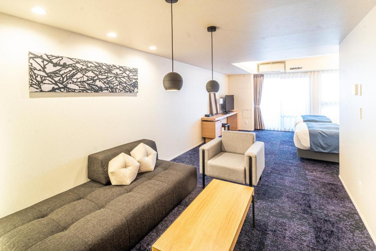 Premier Deluxe Twin Room
