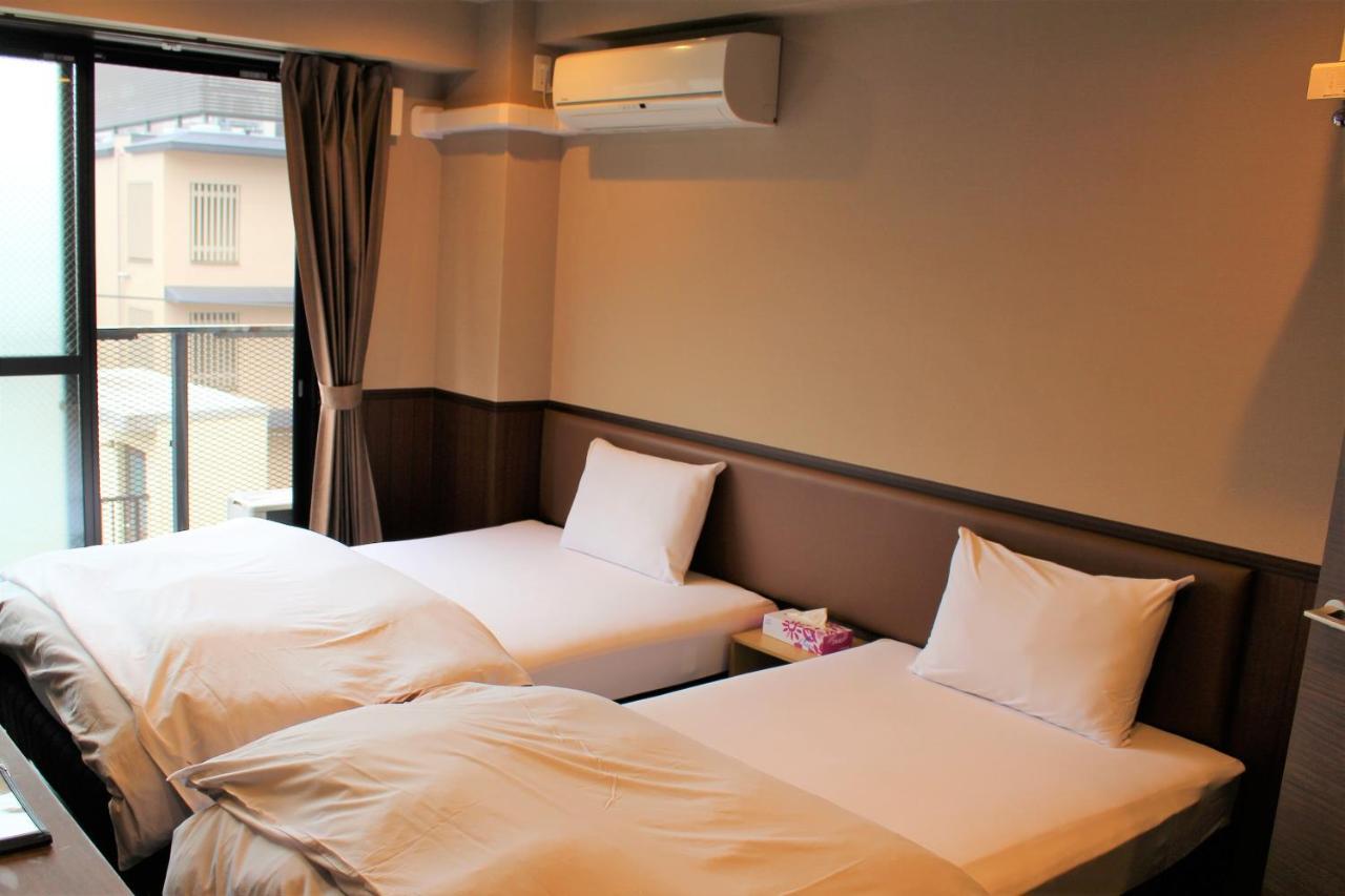 Twin Room - Non-Smoking