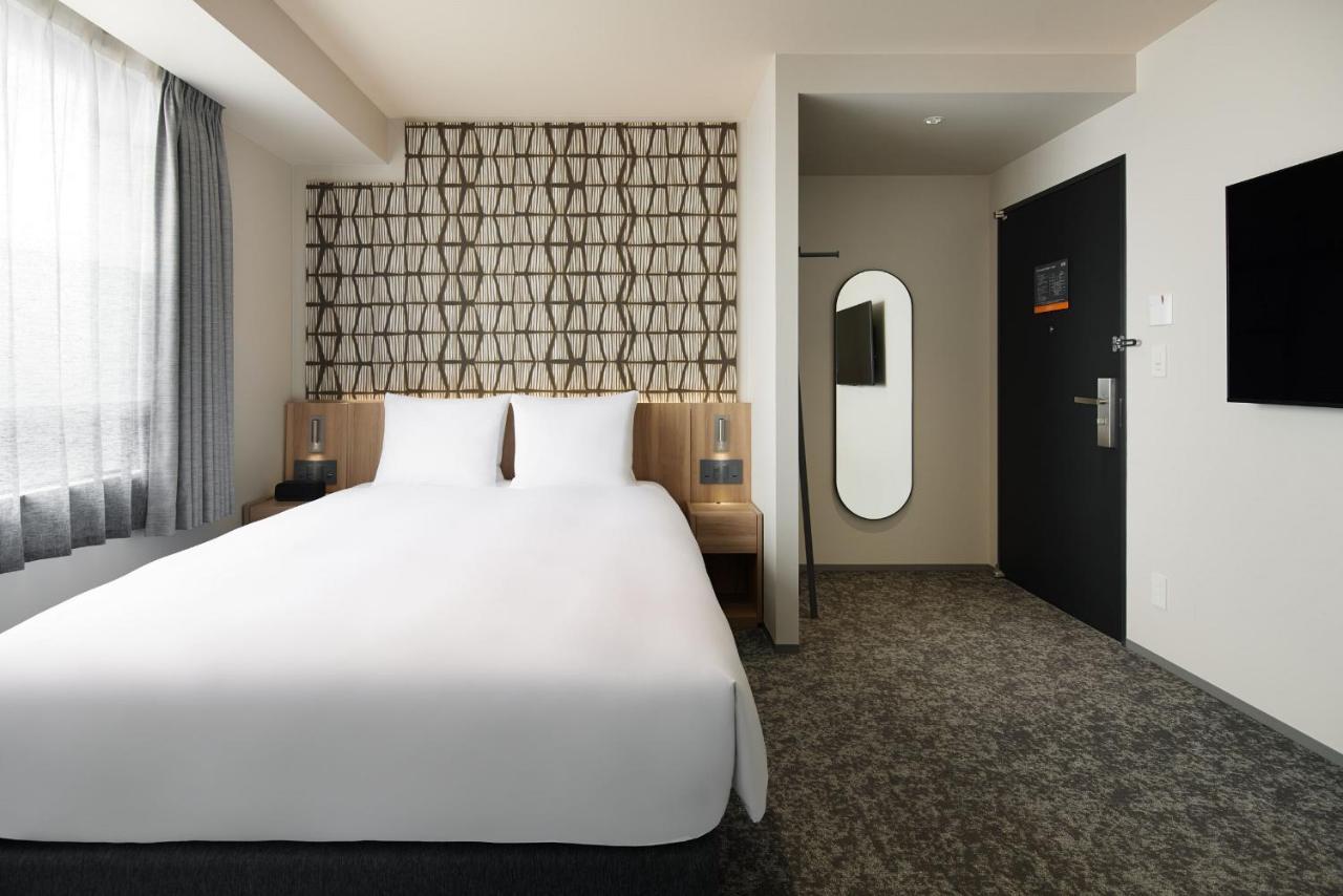 Queen Room,1176886885:JPEG