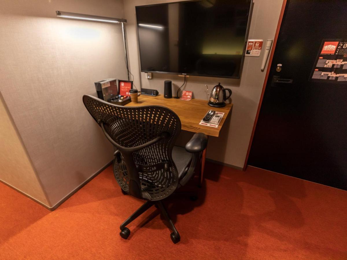 Deluxe Double Room - Non-Smoking 204,1369846160:JPEG