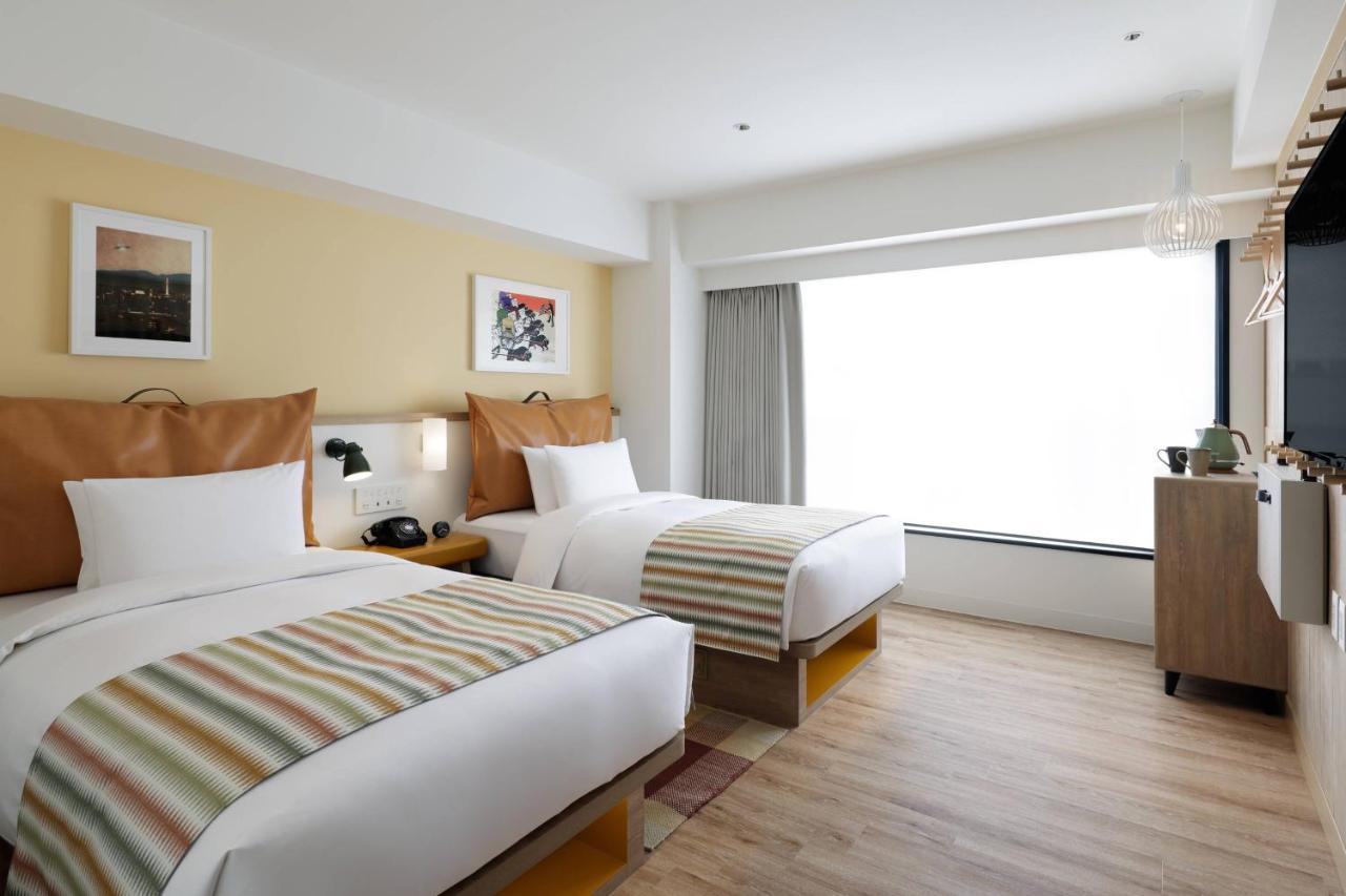 Premium Twin Room
