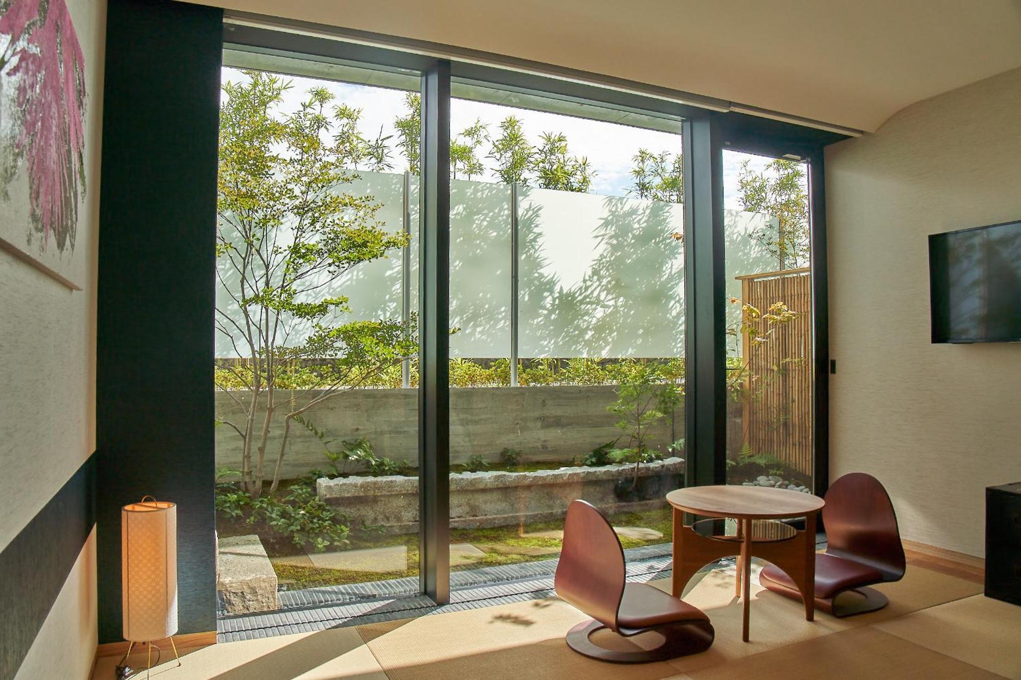 Suite with Garden View