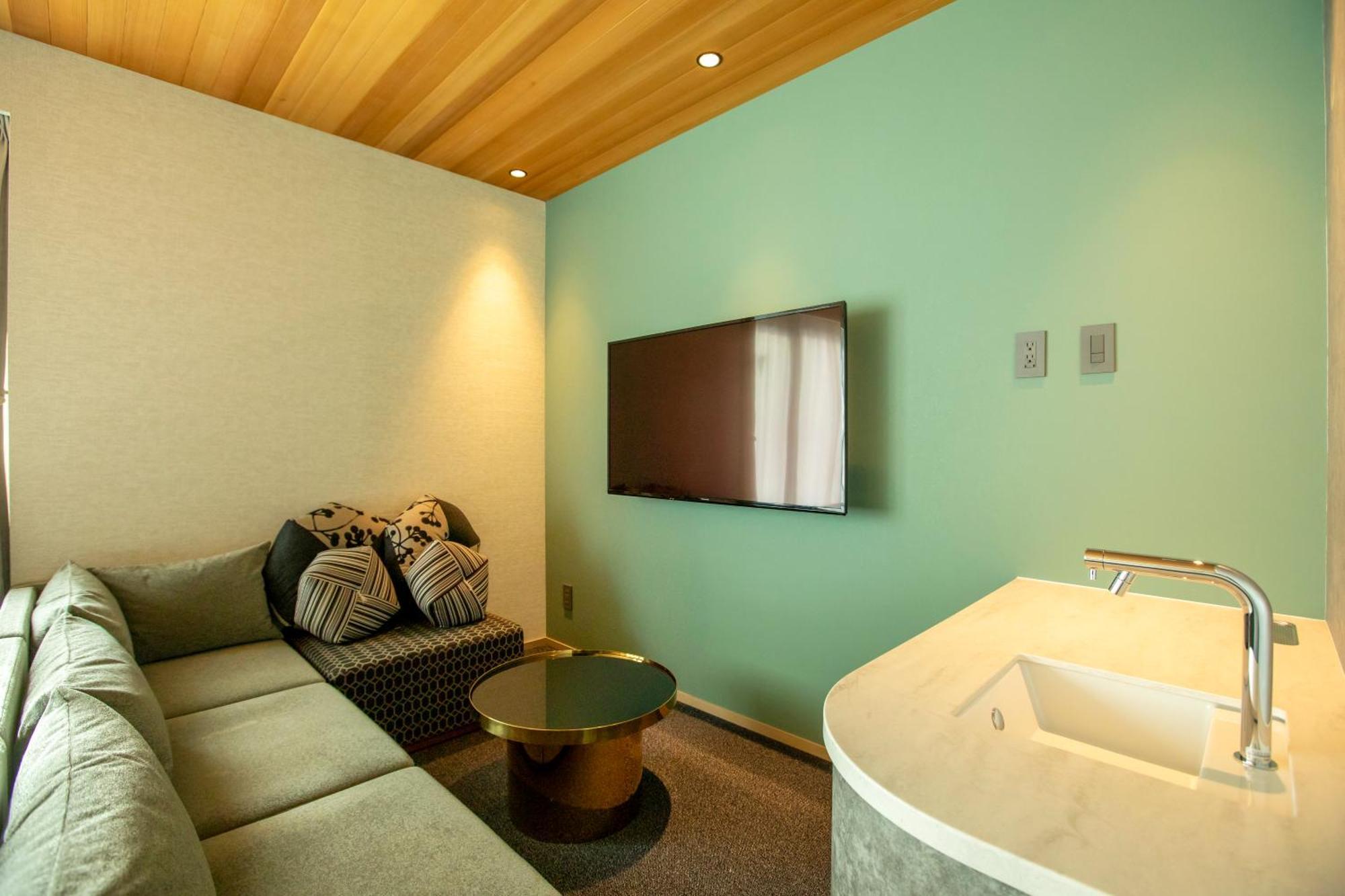 Double or Twin Room with Bathroom,1619267147:JPEG