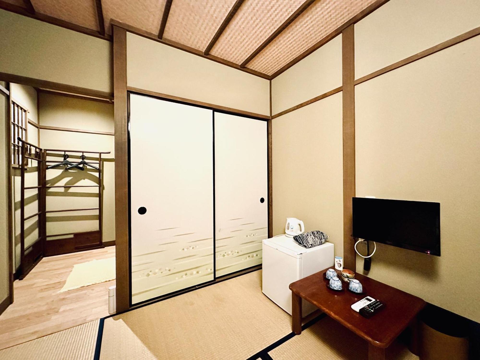 Triple Room Private Bathroom
