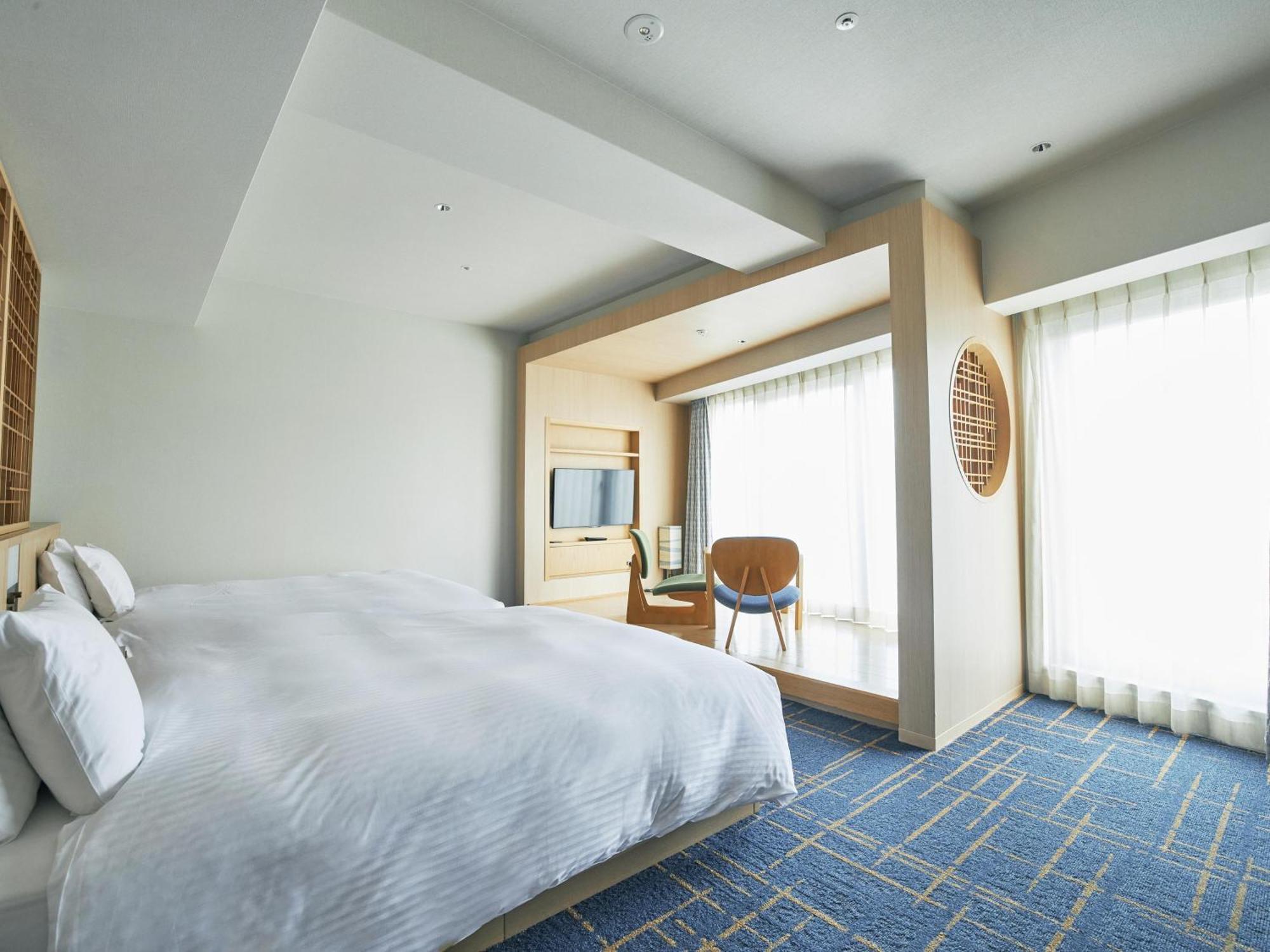 Grand Twin Room River View Non-Smoking