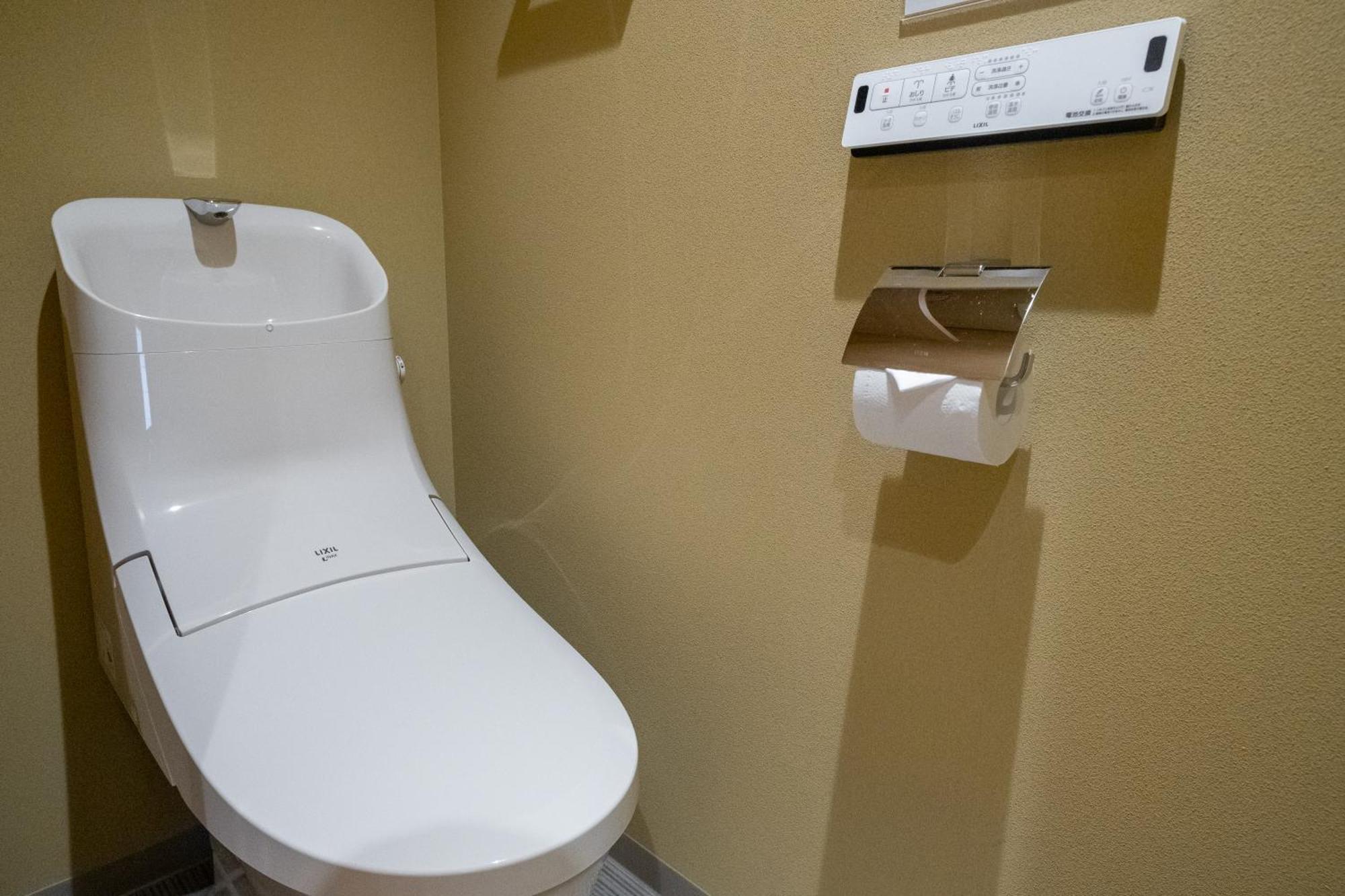 Deluxe Twin Room with Sofa Bed - Non-Smoking,1663812340:JPEG