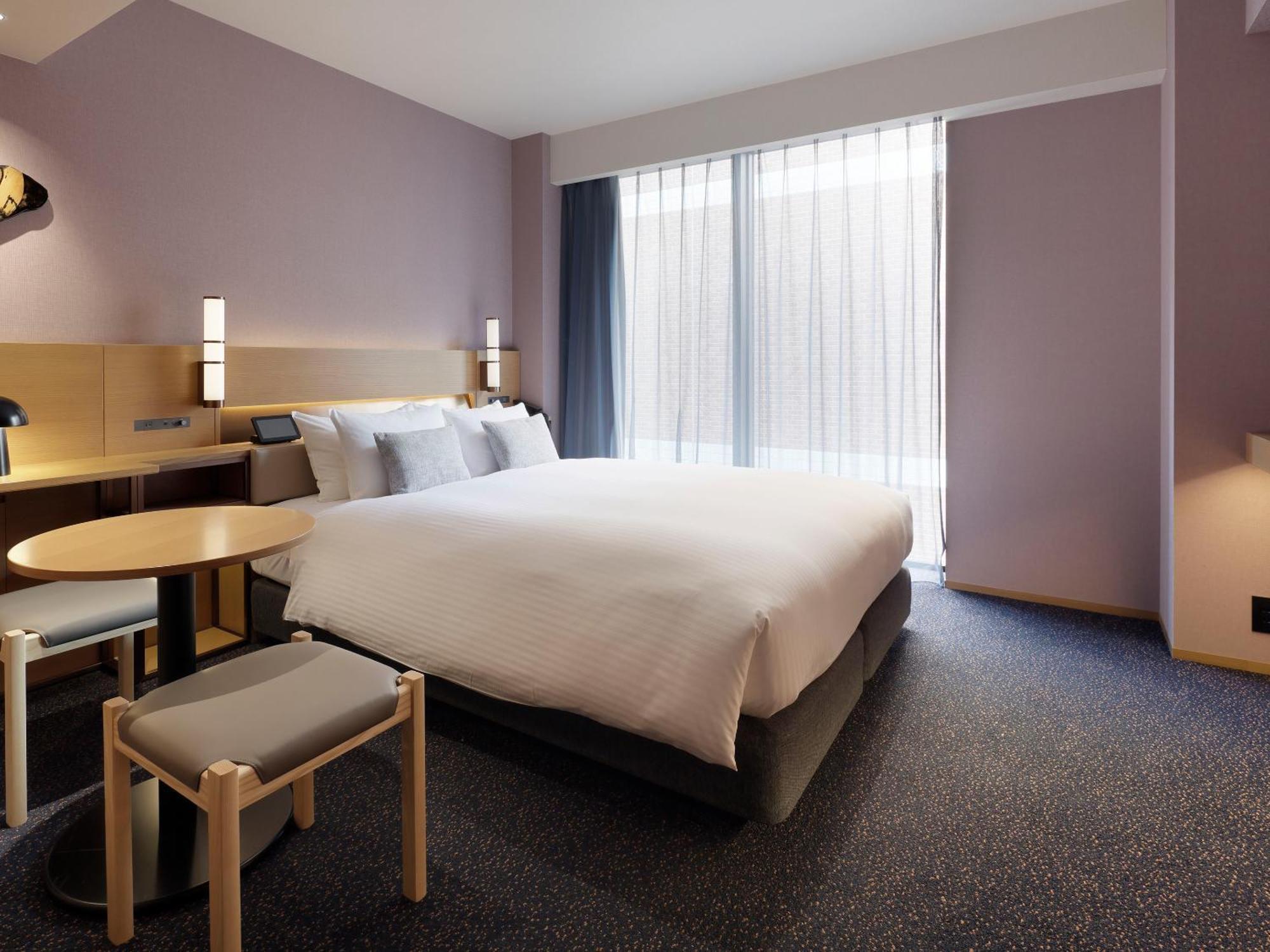 Superior Queen Room with Washing Machine