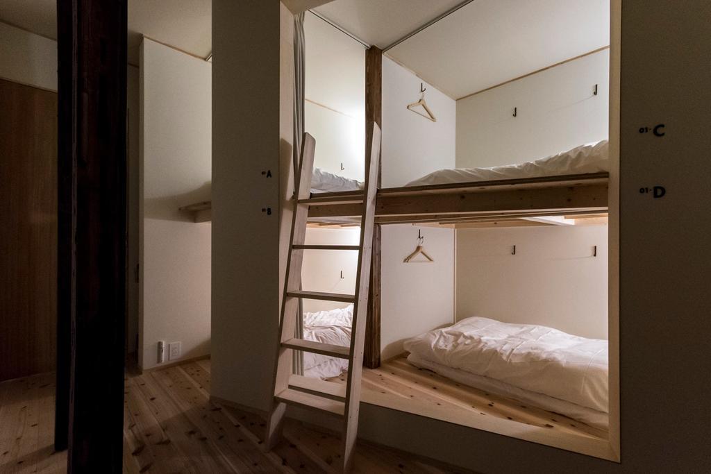 Bunk Bed in Female Dormitory Room,721481842:JPEG