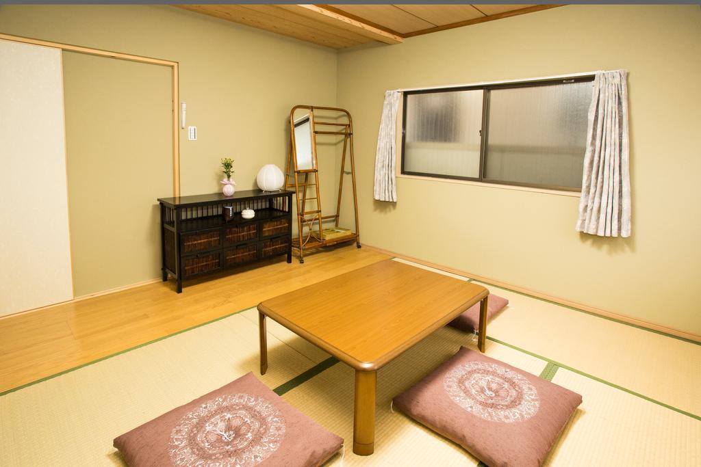 Dreibettzimmer