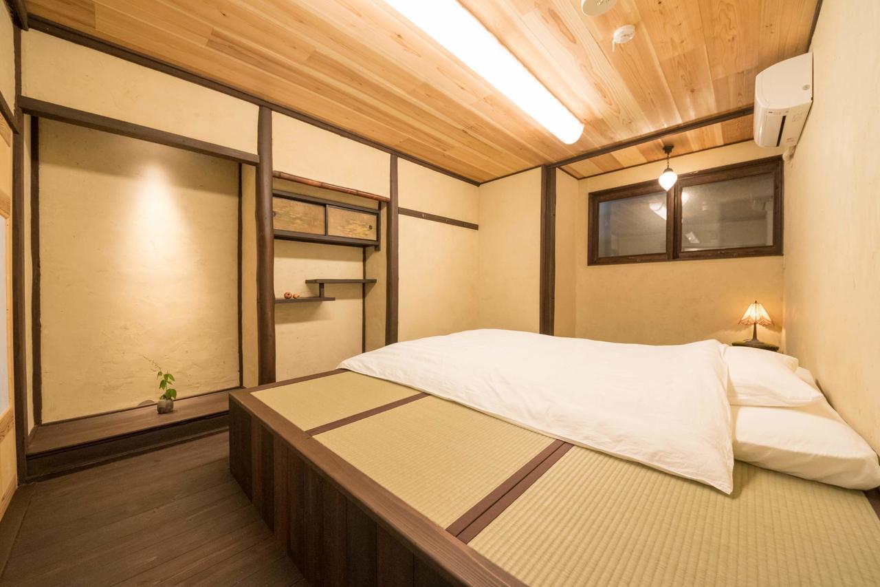 Tweepersoonskamer in Japanse Stijl met 2 Aparte Bedden