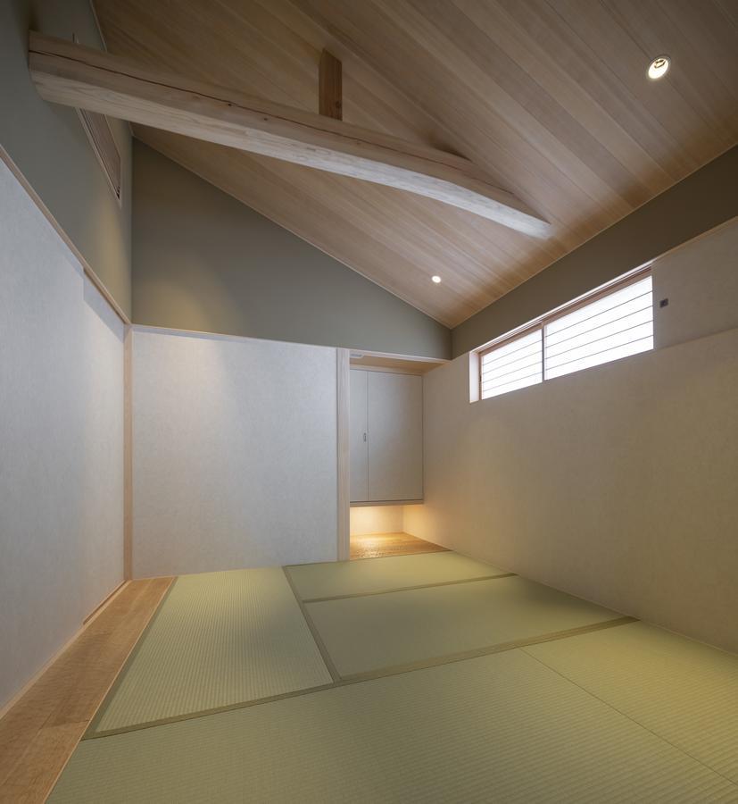 Three-Bedroom Townhouse