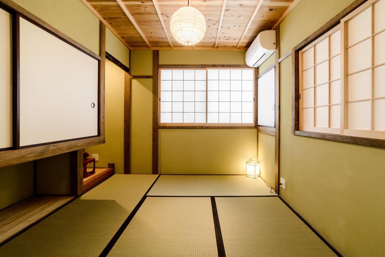 Holiday Home,745398394:JPEG