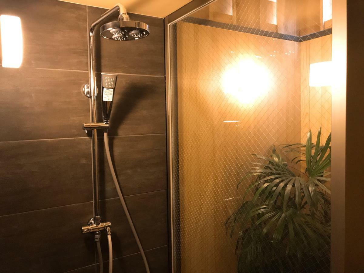 Deluxe Double Room Bath,798350196:JPEG