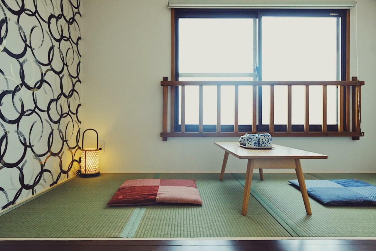 Chambre Triple de Style Japonais avec Salle de Bains Commune