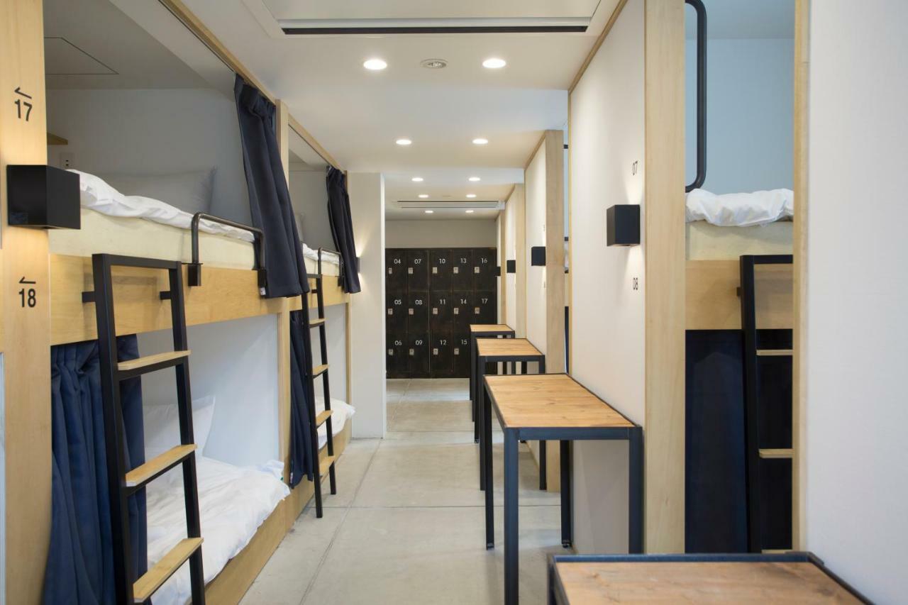Litera en habitación compartida mixta (18 adultos)