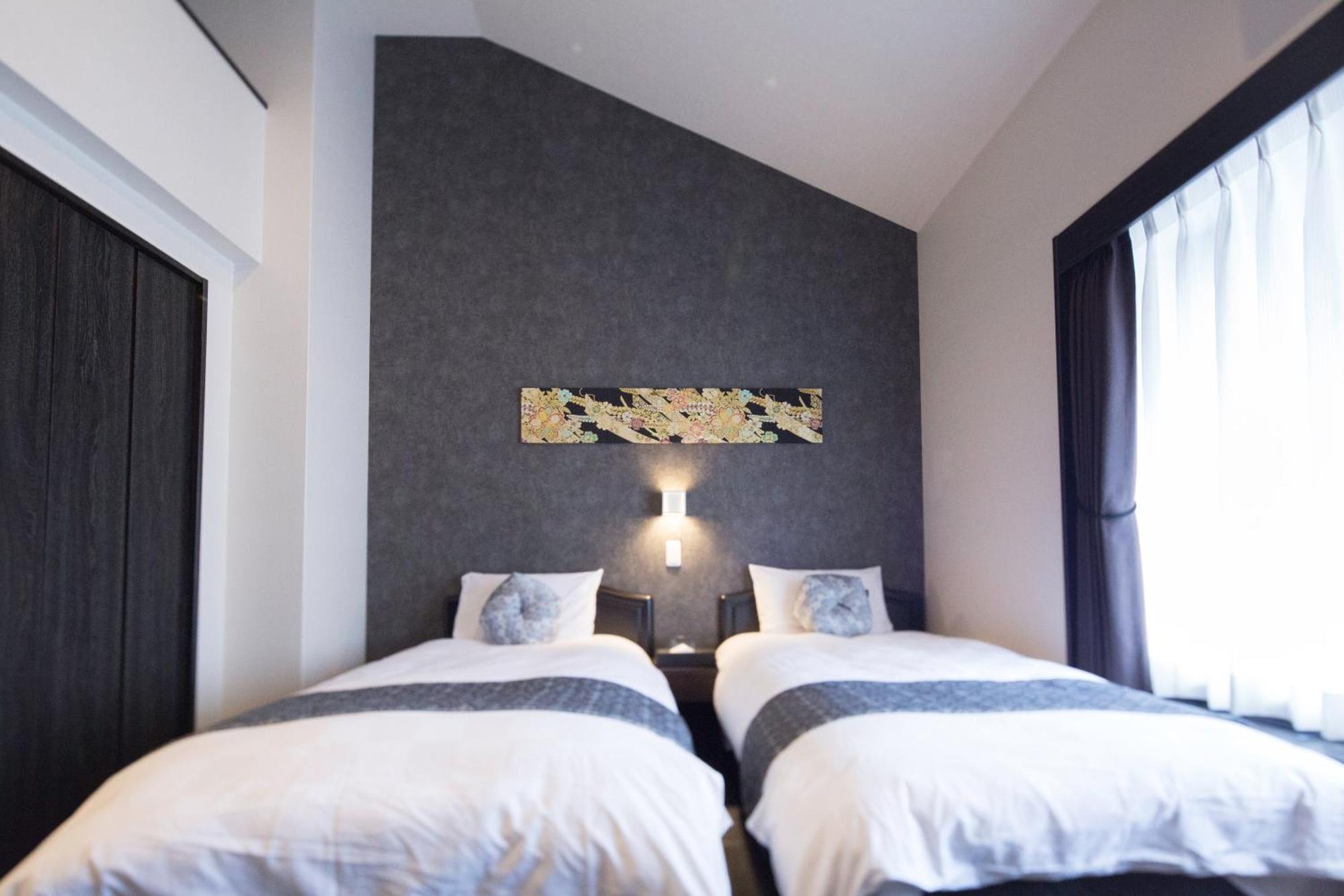 Superior Twin Room A,1222928437:JPEG