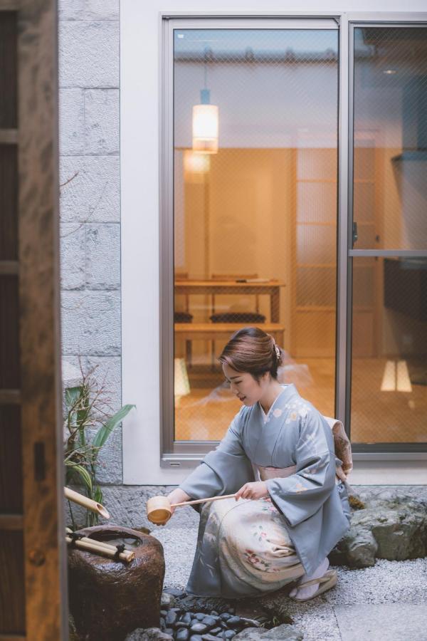 Villa,1310554906:JPEG