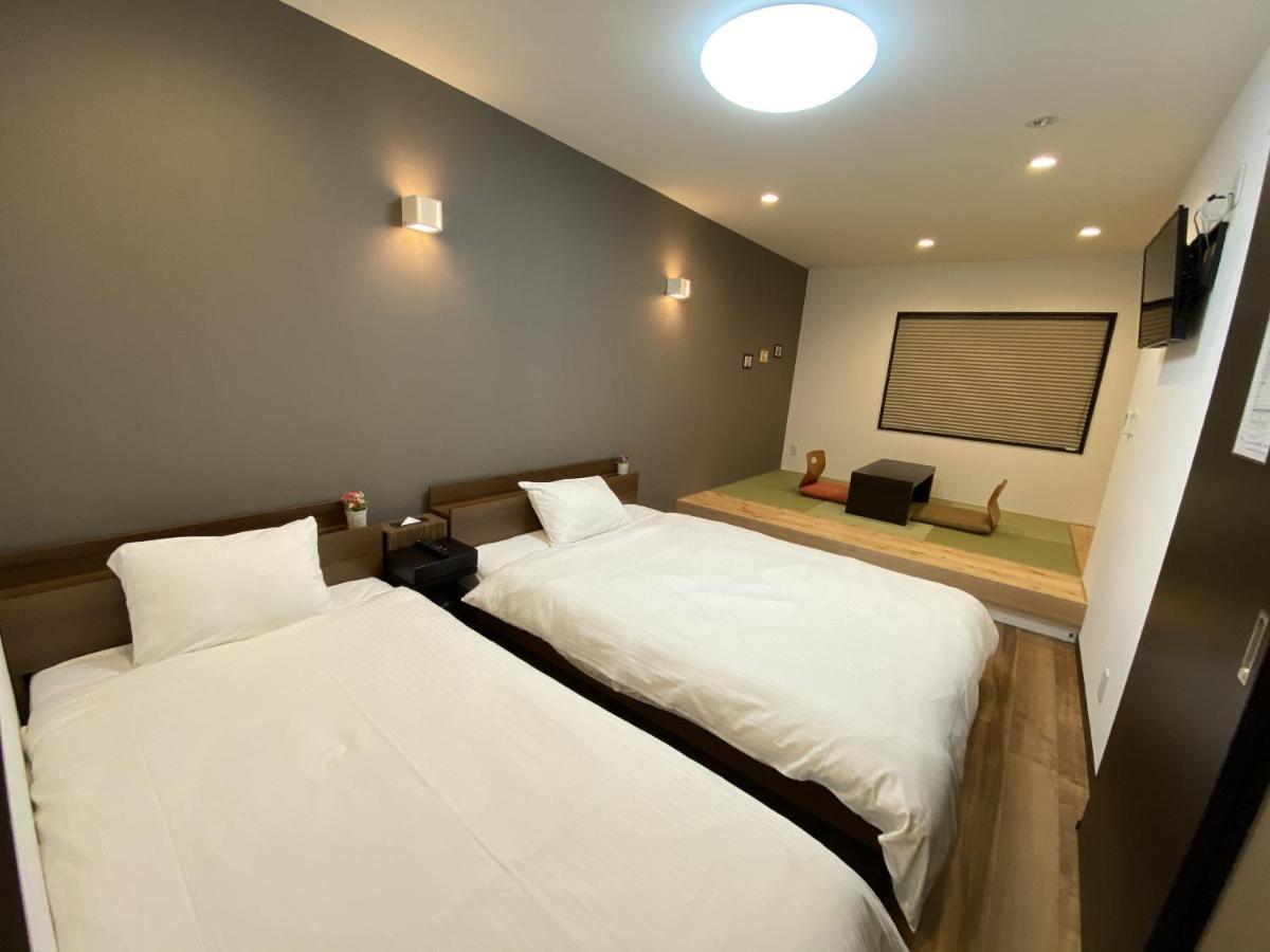 One-Bedroom House,970723117:JPEG