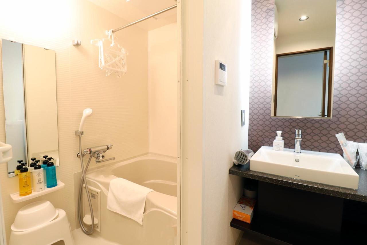 Large Twin Room,979904557:JPEG