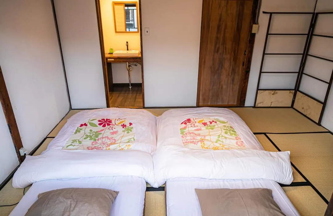 Oki'S Inn-1