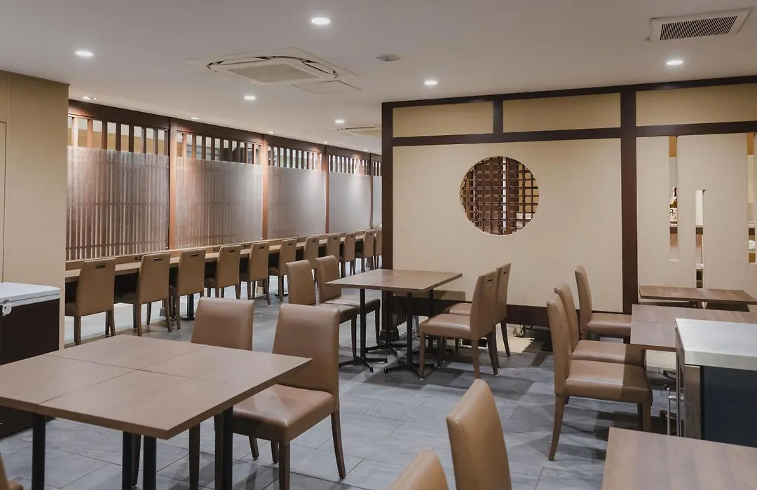 ホップイン京都四条大宮-1