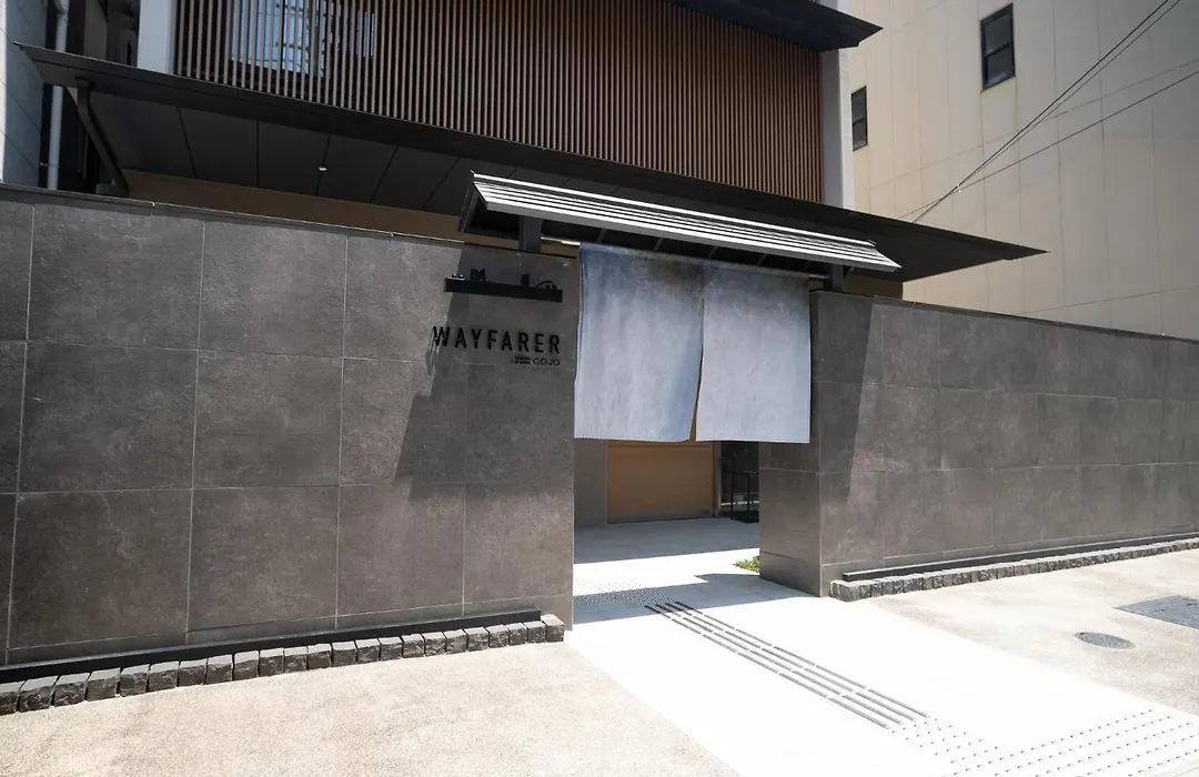 Wayfarer Gojo-1