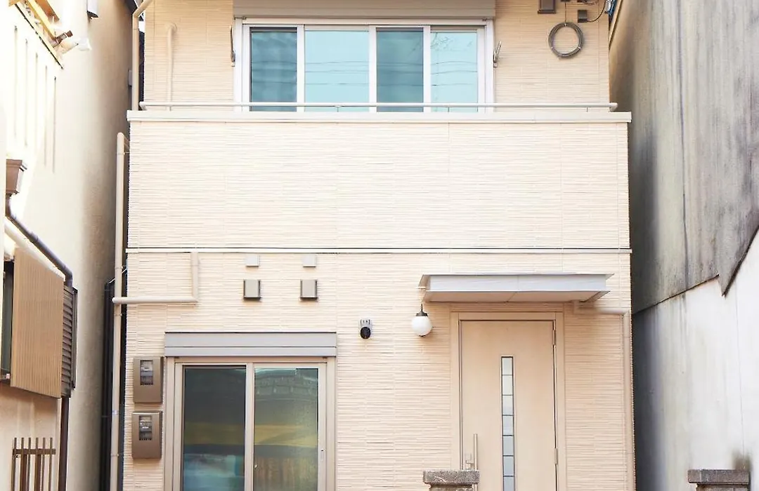 Kyoto river side modern House-1