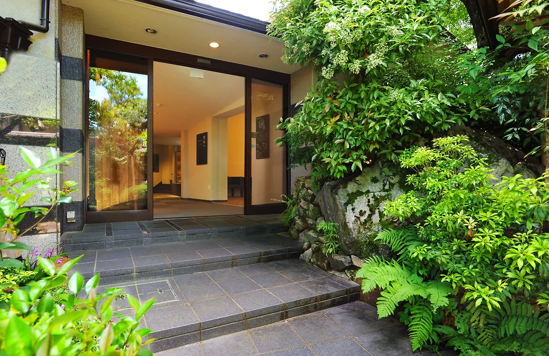 Ryokan Nenrinbo-1