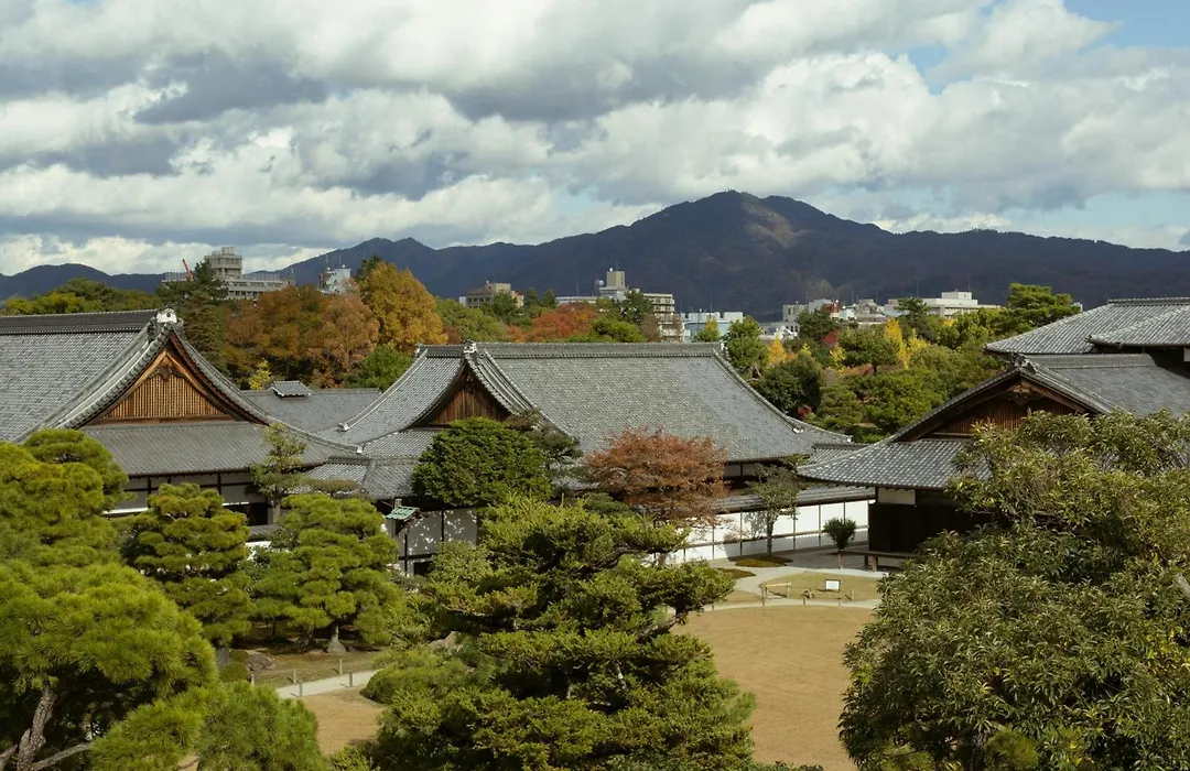 Yadoru Kyoto Hanare Washi No Yado-1