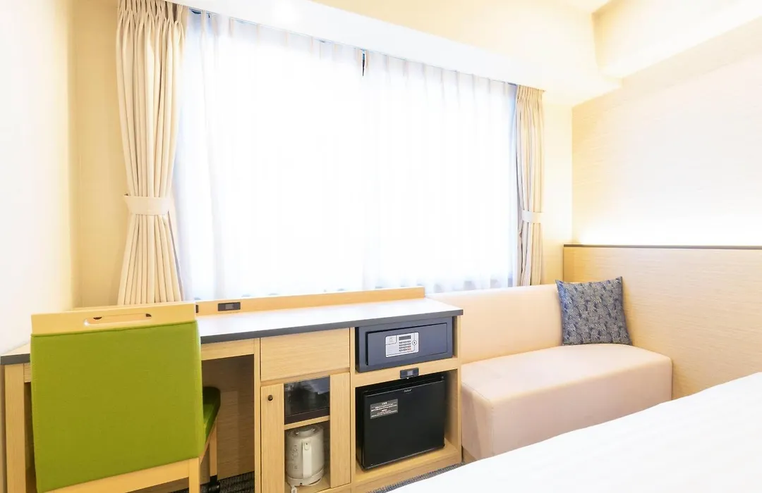 Comfort Inn Kyoto Shijokarasuma-1