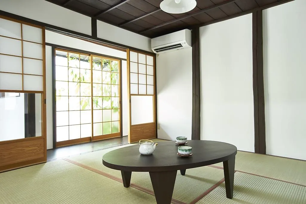 Base Karasuma Imadegawa-1