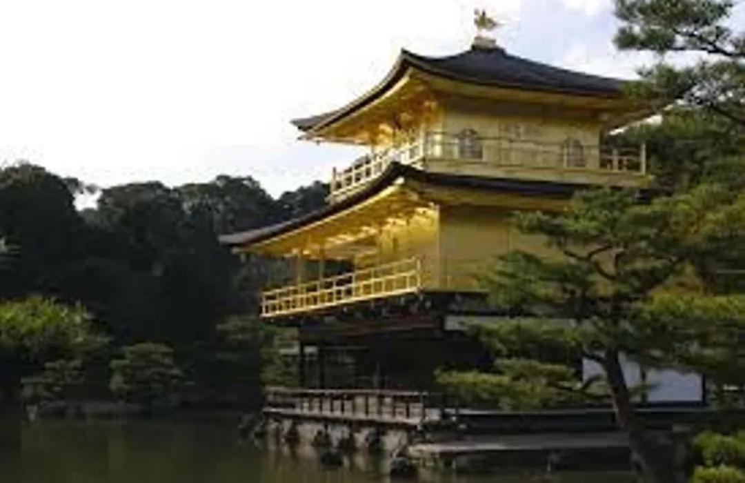 Close To Golden Temple -Kinkakuji--1