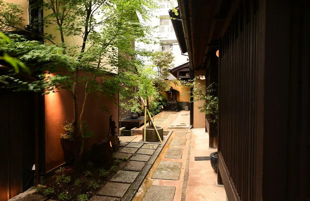 Yado Kiramachi-1