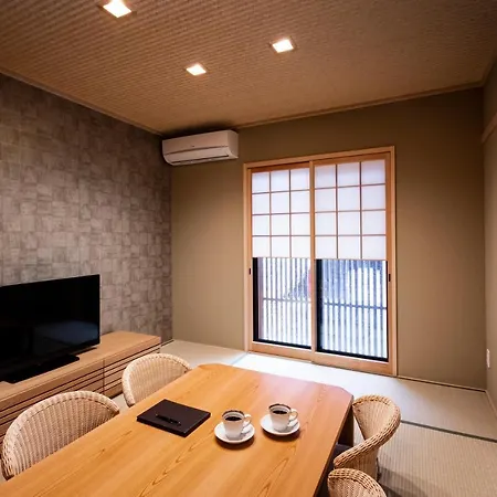 Rinn Tsukinowa West-3