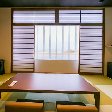 Spa＆Hotel水春松井山手-3