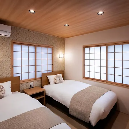 Rinn Tsukinowa-2