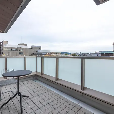 Dash Living Gojo-3