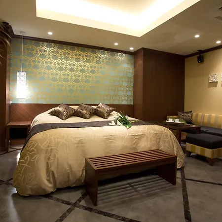 Hotel And Spa Lotus Modern (Adults Only)-3