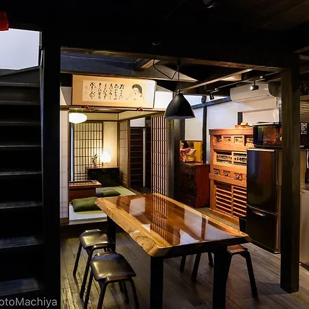 Kyoto Gojo Samurai Machiya-2
