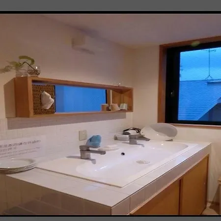 Guesthouse Hyakumanben Cross-Dormitory / Vacation Stay 15390-2