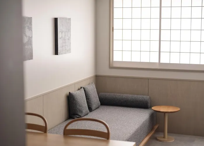 Muji Base Kyoto Kiyomizu 無印良品の宿